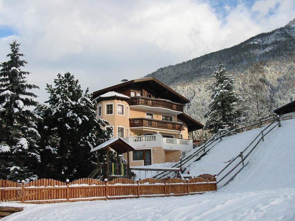 Ferienhaus Bergblick Fulpmes Exteriör bild