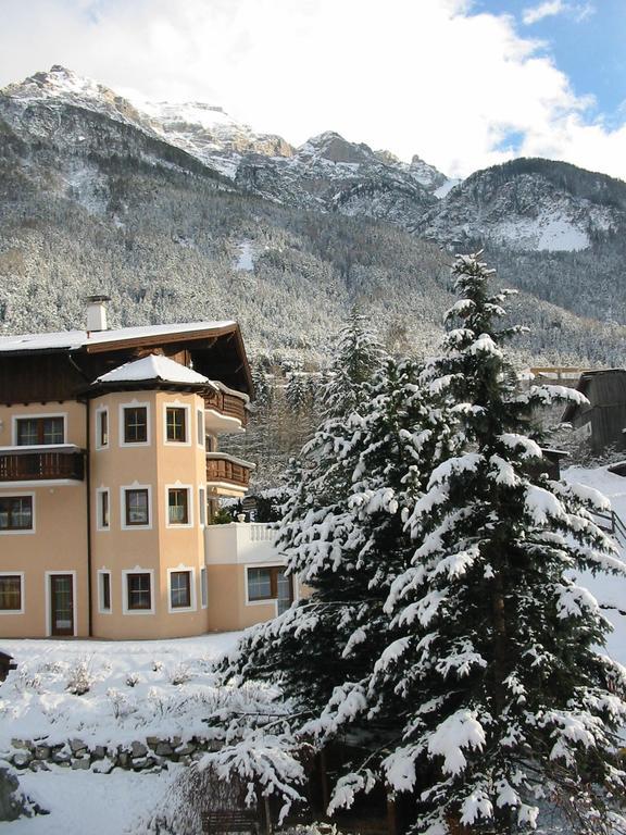 Ferienhaus Bergblick Fulpmes Exteriör bild