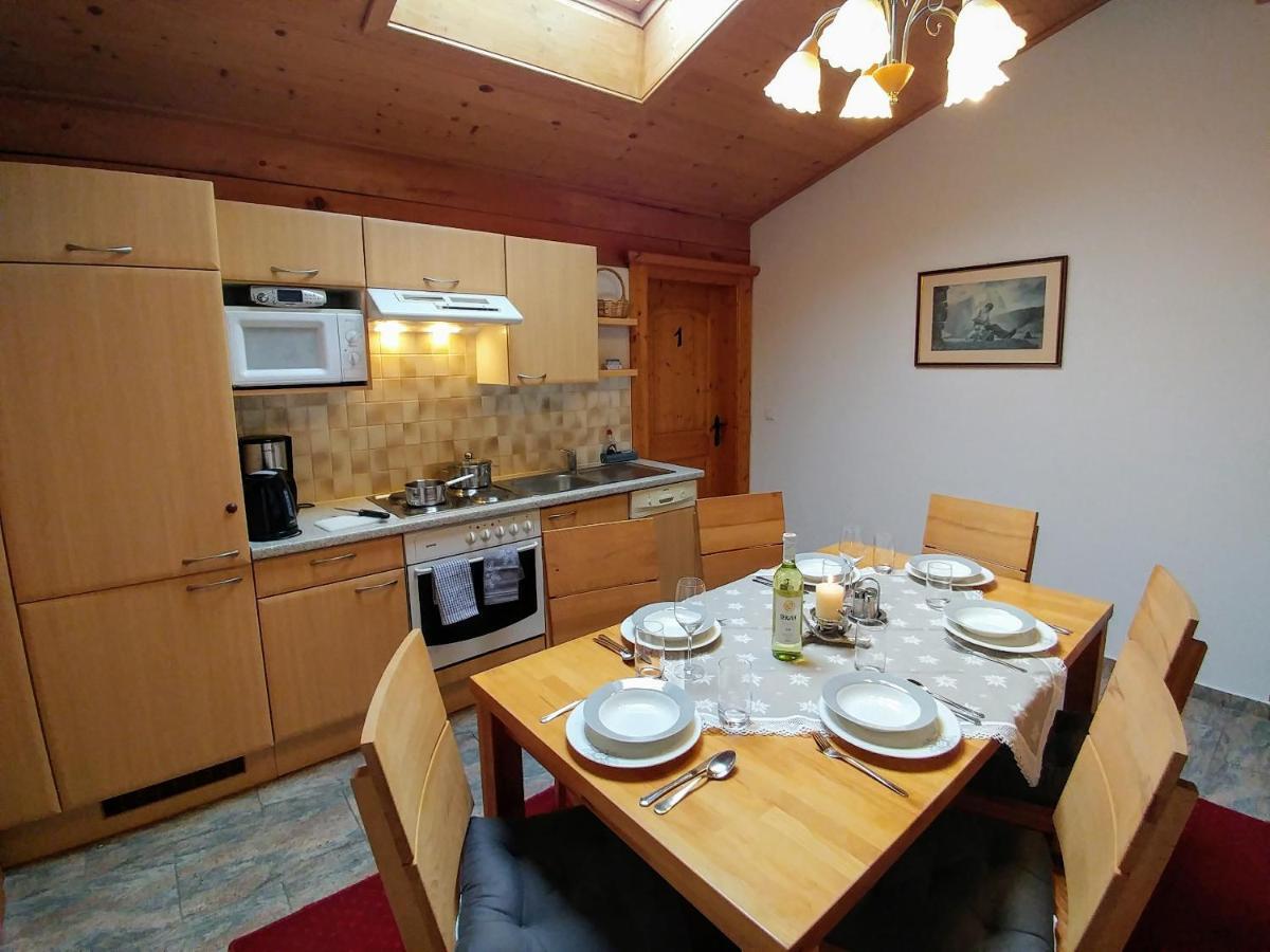 Ferienhaus Bergblick Fulpmes Exteriör bild