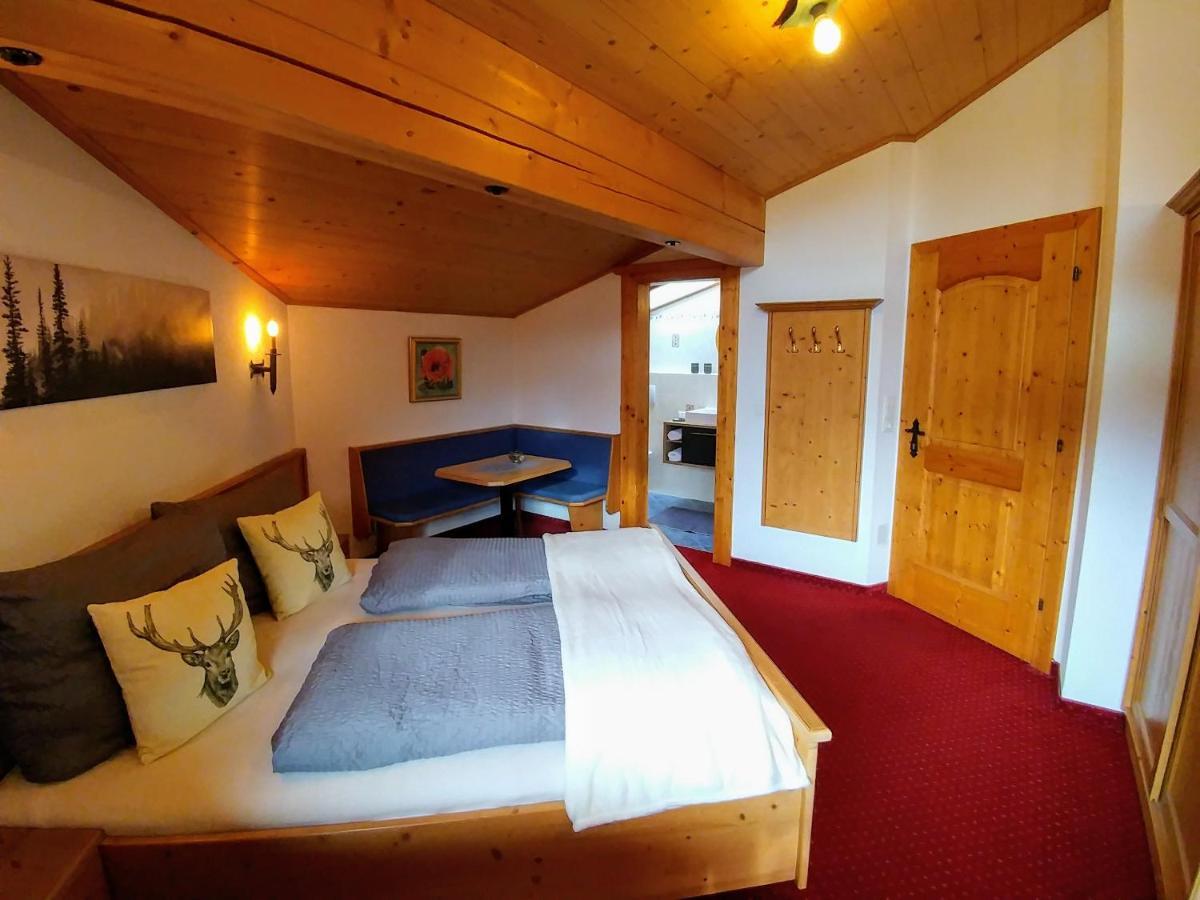 Ferienhaus Bergblick Fulpmes Exteriör bild